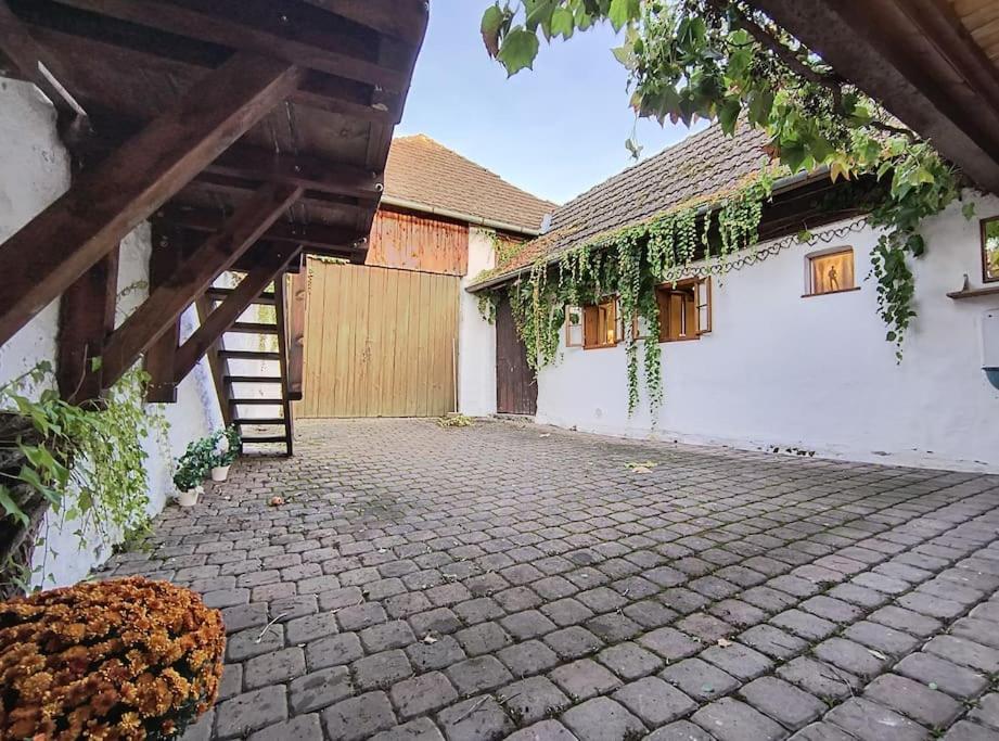 Chaloupka U Mostu Sv Jana V Centru Vodnan Vodňany Dış mekan fotoğraf